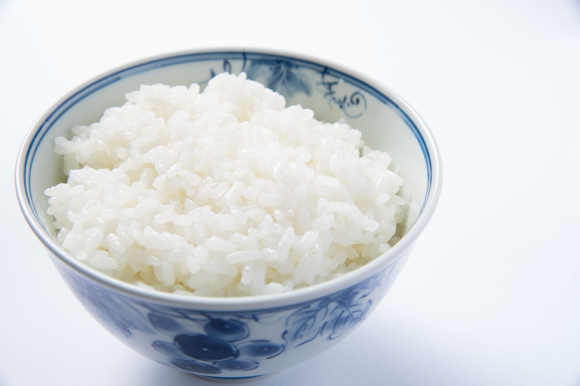 「まっしぐら」と青天の霹靂の比較