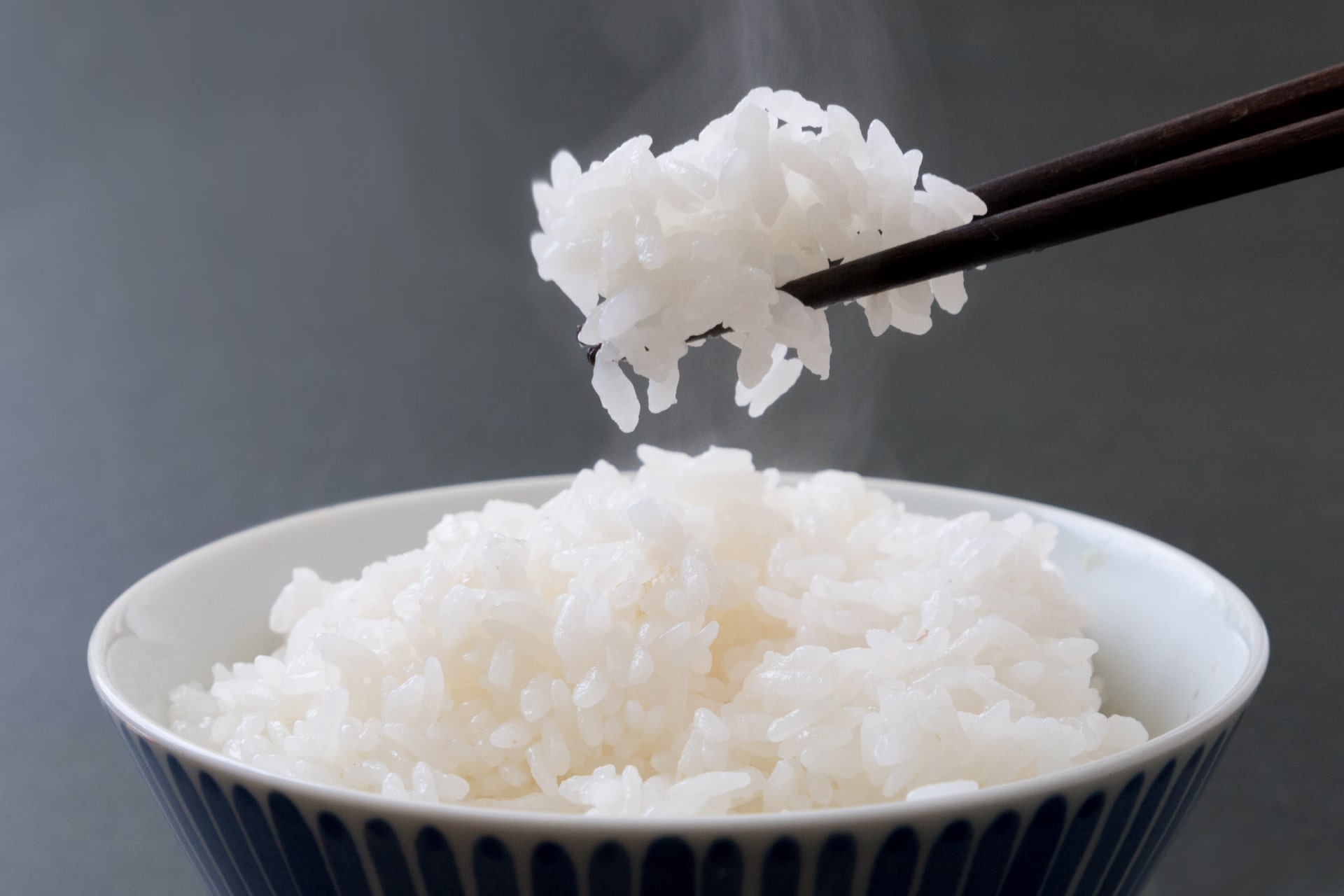 お米の品種「にこまるお米の品種「にこまる」とは？特徴や味わい、おすすめの食べ方を米農家が紹介」とは？特徴や味わい、おすすめの食べ方を紹介｜フジモト農園