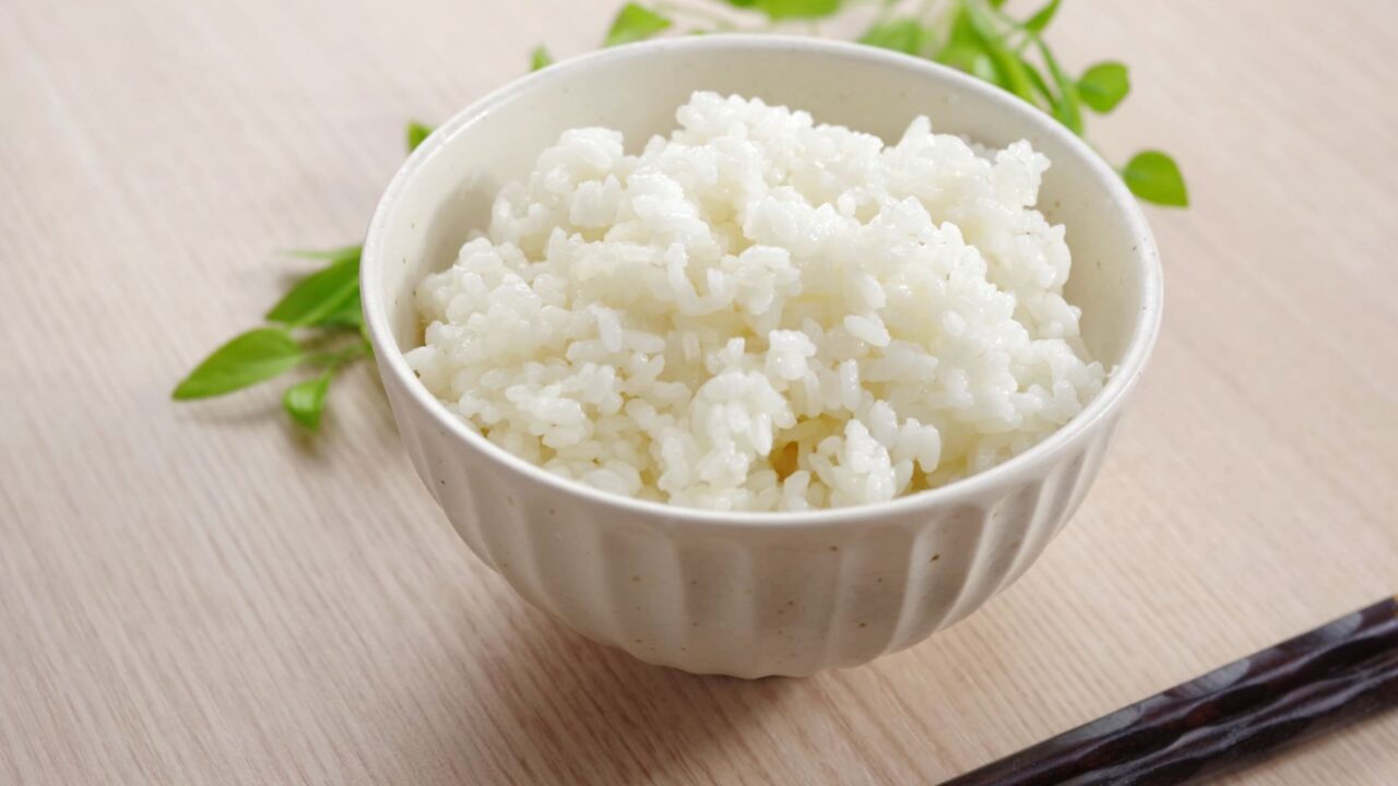 お米の品種「まっしぐら」の特徴や青天の霹靂との違いを解説
